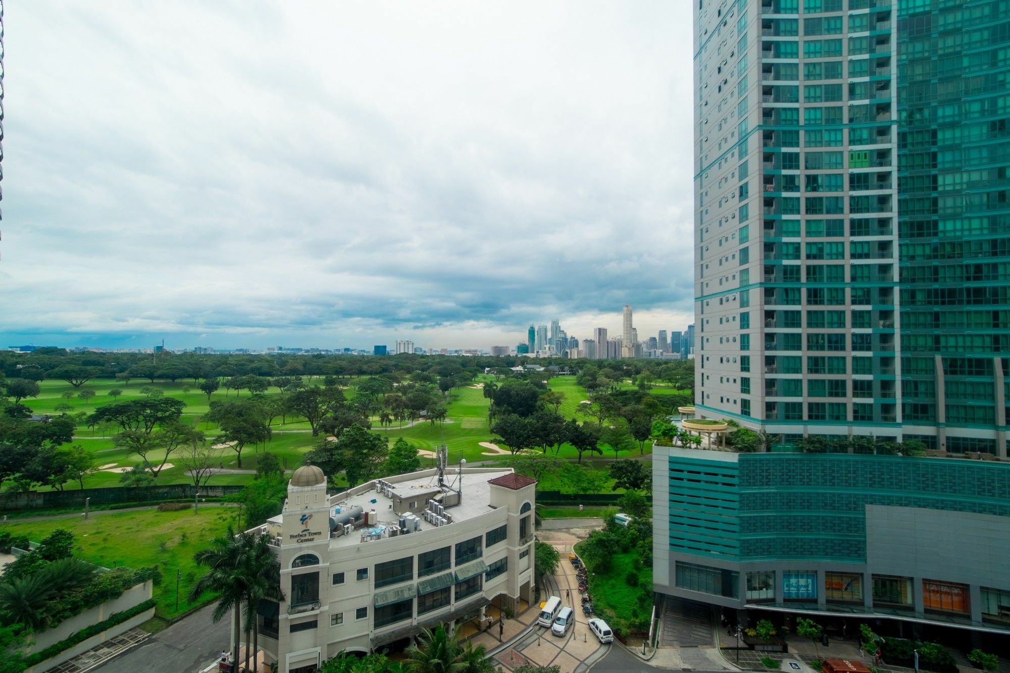 Zen Home Forbeswood Parklane Bgc Taguig Exterior photo